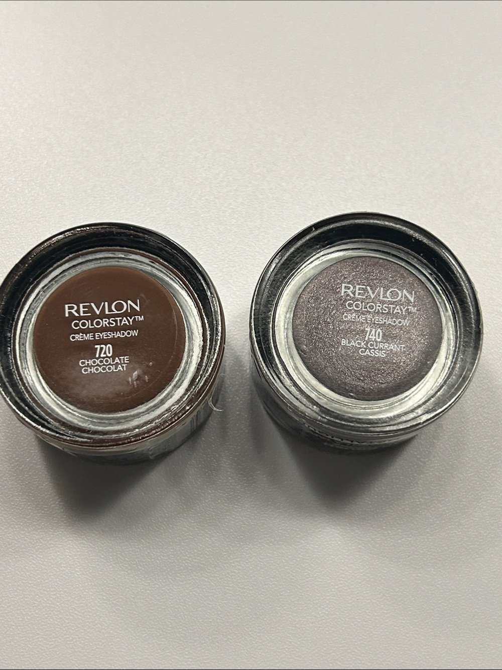 Revlon ColorStay Crème Eyeshadow Duo — Chocolate #720 & Black Currant Casis#740